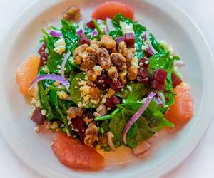 spinach and grapefruit salad